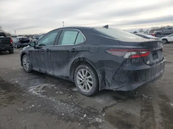4T1C11BK7MU039340 2021 TOYOTA CAMRY - Image 2