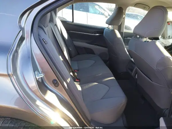4T1C11BK7NU066457 2022 TOYOTA CAMRY - Image 8