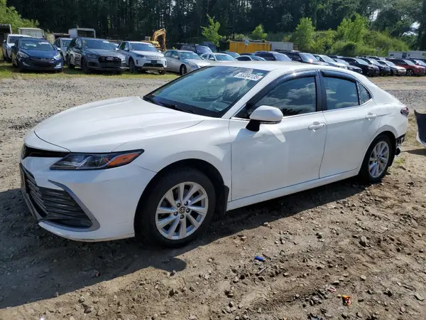 4T1C11BK7NU067236 2022 TOYOTA CAMRY - Image 1