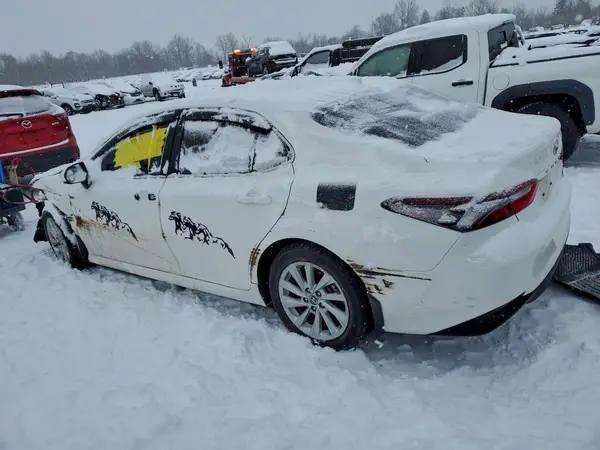 4T1C11BK7RU112584 2024 TOYOTA CAMRY - Image 2