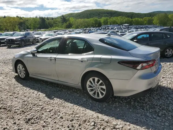 4T1C11BK7RU112939 2024 TOYOTA CAMRY - Image 2