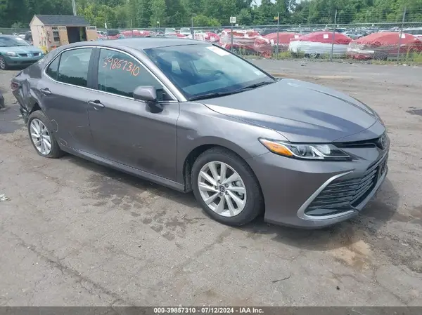 4T1C11BK7RU114867 2024 TOYOTA CAMRY - Image 1