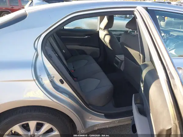 4T1C11BK8LU005762 2020 TOYOTA CAMRY - Image 8