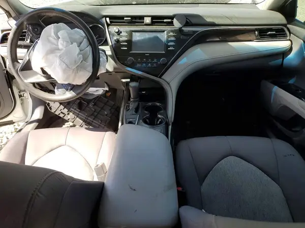 4T1C11BK8LU007205 2020 TOYOTA CAMRY - Image 8