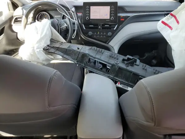 4T1C11BK8MU021686 2021 TOYOTA CAMRY - Image 8