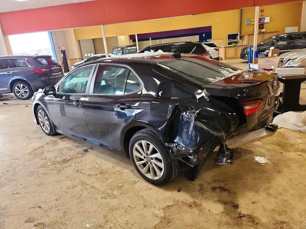 4T1C11BK8MU024460 2021 TOYOTA CAMRY - Image 2