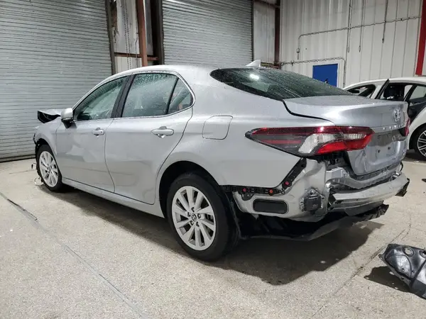4T1C11BK8RU117650 2024 TOYOTA CAMRY - Image 2