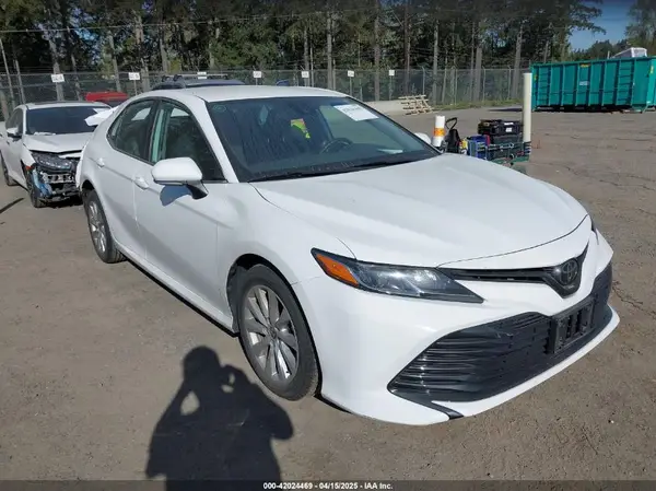 4T1C11BK9LU011263 2020 TOYOTA CAMRY - Image 1