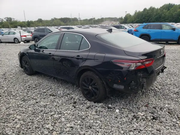 4T1C11BK9MU033300 2021 TOYOTA CAMRY - Image 2