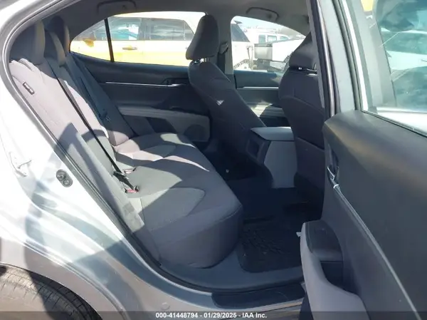 4T1C11BK9NU050132 2022 TOYOTA CAMRY - Image 8