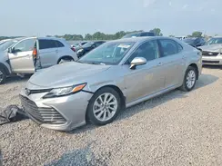 4T1C11BK9NU050924 2022 TOYOTA CAMRY