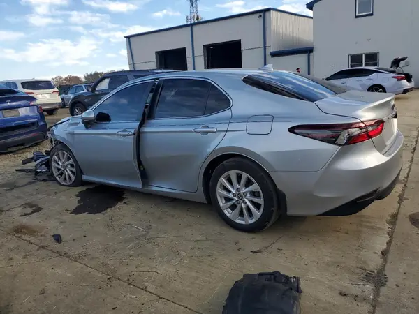 4T1C11BK9PU103219 2023 TOYOTA CAMRY - Image 2