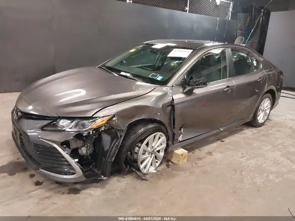 4T1C11BK9RU119200 2024 TOYOTA CAMRY - Image 2