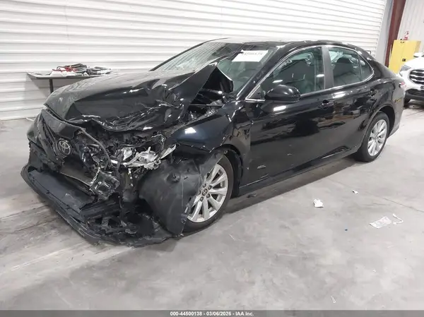 4T1C11BKXLU009747 2020 TOYOTA CAMRY - Image 2