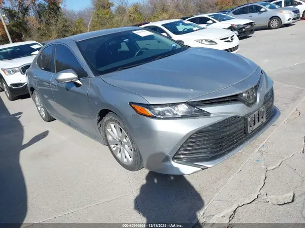 4T1C11BKXLU010395 2020 TOYOTA CAMRY - Image 1
