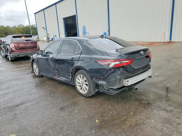 4T1C11BKXMU023830 2021 TOYOTA CAMRY - Image 2