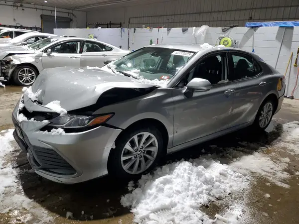 4T1C11BKXMU041521 2021 TOYOTA CAMRY - Image 1