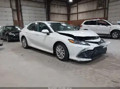 4T1C11BKXNU047904 2022 TOYOTA CAMRY