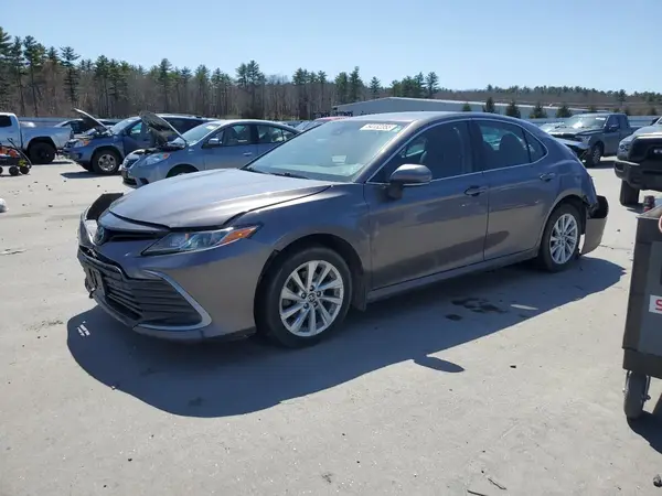 4T1C11BKXNU052195 2022 TOYOTA CAMRY - Image 1