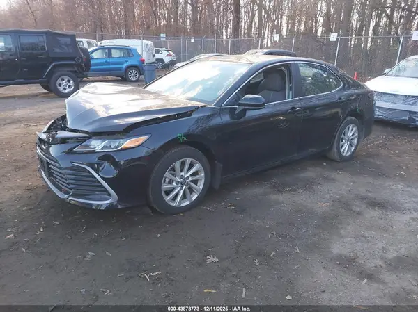 4T1C11BKXRU127242 2024 TOYOTA CAMRY - Image 2