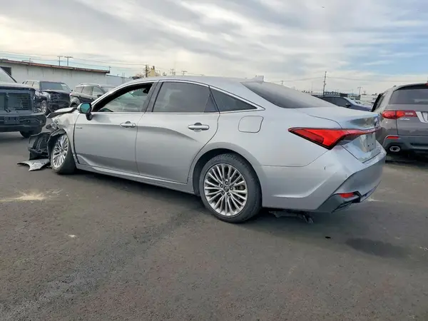 4T1C21FB0LU016701 2020 TOYOTA AVALON - Image 2