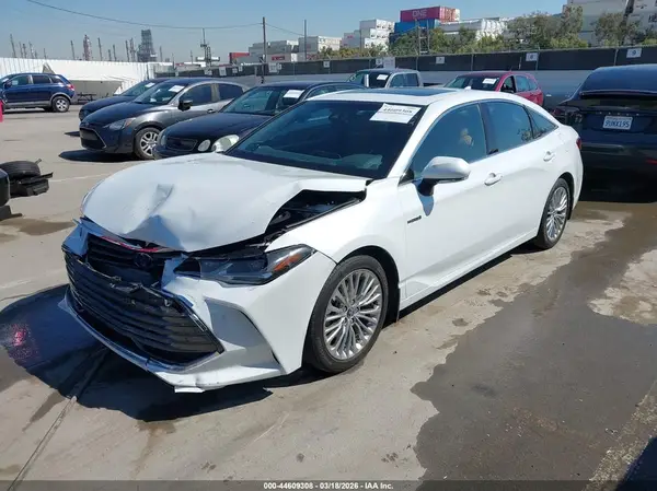 4T1C21FBXLU015734 2020 TOYOTA AVALON - Image 2