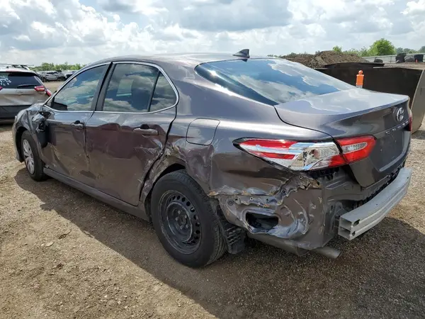 4T1C31AK0LU010952 2020 TOYOTA CAMRY - Image 2