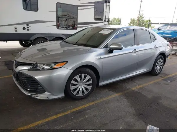 4T1C31AK0LU519455 2020 TOYOTA CAMRY - Image 2