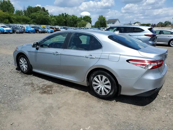 4T1C31AK0LU519827 2020 TOYOTA CAMRY - Image 2