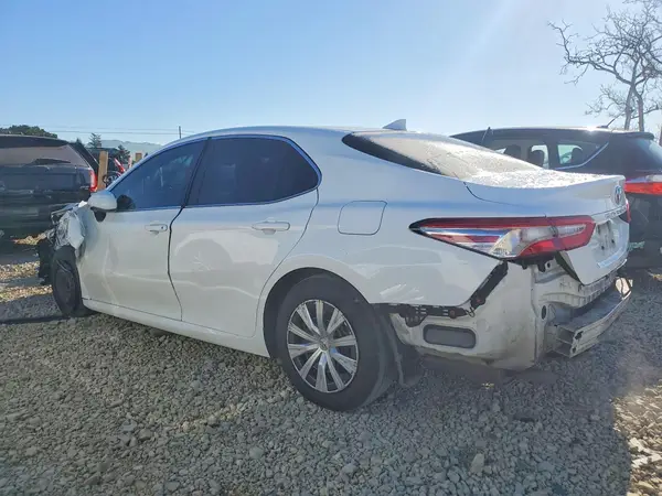4T1C31AK0LU520850 2020 TOYOTA CAMRY - Image 2
