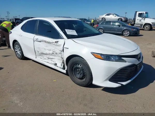 4T1C31AK0LU525188 2020 TOYOTA CAMRY - Image 1
