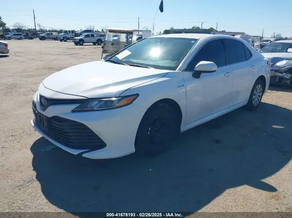 4T1C31AK0LU525188 2020 TOYOTA CAMRY - Image 2