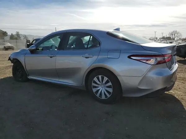 4T1C31AK0LU527927 2020 TOYOTA CAMRY - Image 2