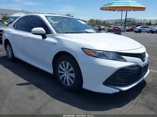 4T1C31AK0LU539947 2020 TOYOTA CAMRY - Image 1