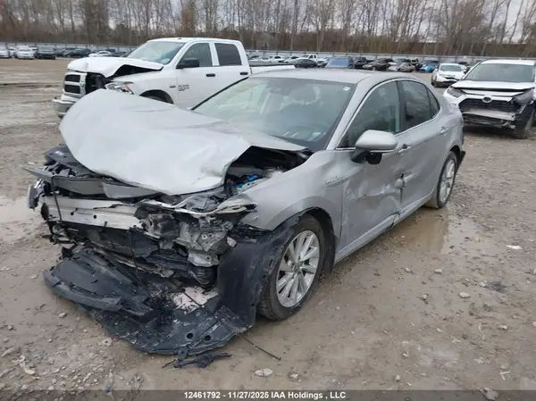 4T1C31AK0MU030572 2021 TOYOTA CAMRY - Image 2
