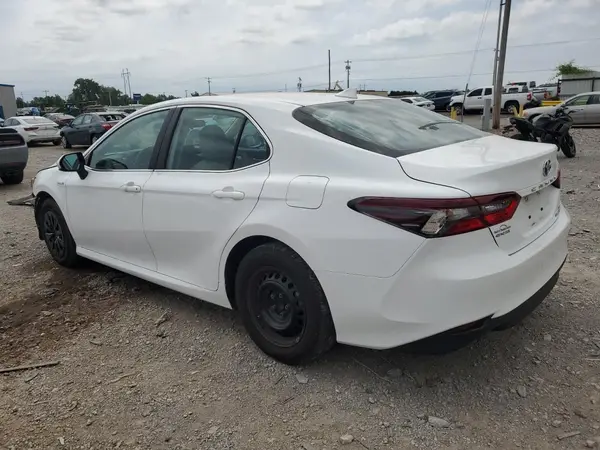 4T1C31AK0MU554093 2021 TOYOTA CAMRY - Image 2