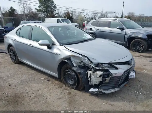4T1C31AK0MU565000 2021 TOYOTA CAMRY - Image 1