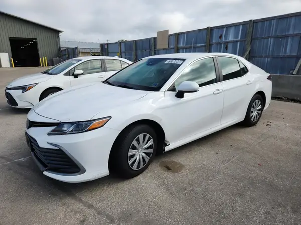 4T1C31AK0PU614488 2023 TOYOTA CAMRY - Image 1