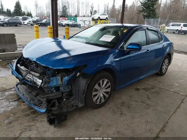 4T1C31AK1LU013116 2020 TOYOTA CAMRY - Image 2