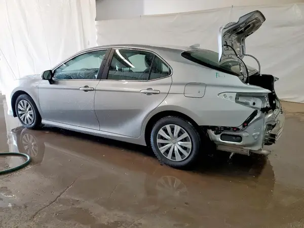 4T1C31AK1LU015920 2020 TOYOTA CAMRY - Image 2