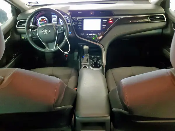 4T1C31AK1LU015920 2020 TOYOTA CAMRY - Image 8