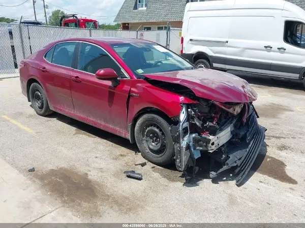 4T1C31AK1LU529606 2020 TOYOTA CAMRY - Image 1