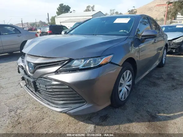 4T1C31AK1LU540752 2020 TOYOTA CAMRY - Image 2