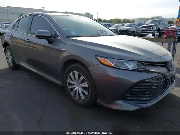 4T1C31AK1LU546177 2020 TOYOTA CAMRY - Image 1