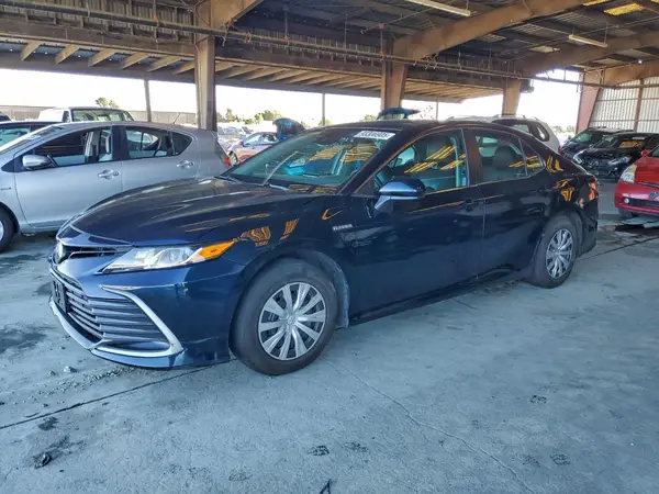 4T1C31AK1MU023856 2021 TOYOTA CAMRY - Image 1