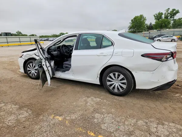 4T1C31AK1MU549517 2021 TOYOTA CAMRY - Image 2