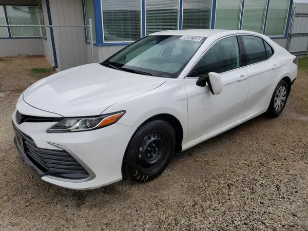 4T1C31AK1NU578193 2022 TOYOTA CAMRY - Image 1