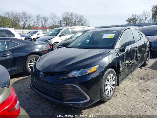 4T1C31AK1NU579117 2022 TOYOTA CAMRY - Image 2