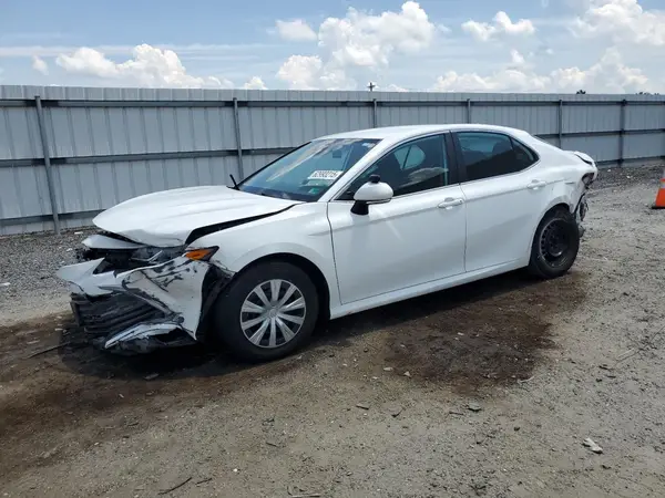 4T1C31AK1NU582874 2022 TOYOTA CAMRY - Image 1