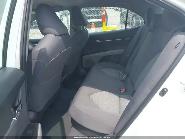 4T1C31AK1NU586388 2022 TOYOTA CAMRY - Image 8